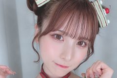 紗愛、肩紐引っ張り…あま～い誘惑