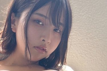 脱がせたらとんでもない橋本ひかり