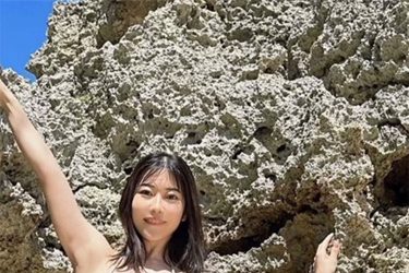 伊織いお、腹筋割れ＆ムチ太もも