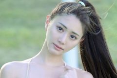 斎藤恭代、風に吹かれて…