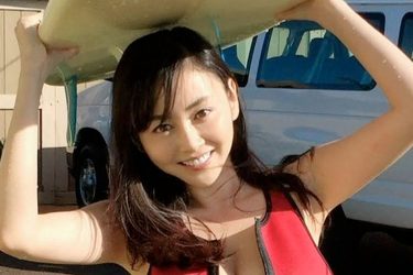 杉原杏璃、衝撃の夏ビジュ