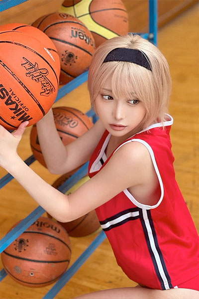 篠崎こころ、悩殺バスケ美女の画像2