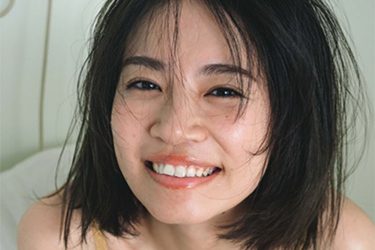 菜乃花、あぐらグラマラス