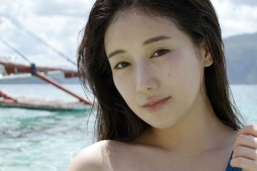 新海まき、久々の水着グラ