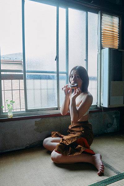 【工藤菫1st写真集発売決定】リアルでファンタジーな秘密の花園の画像3