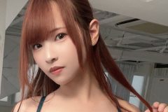 鬼木このは、ツルすべ極小ランジェリー