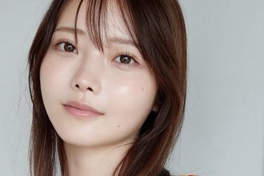 新谷姫加、半脱ぎヒップ