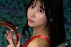 朝比奈りる、競泳美ヒップ