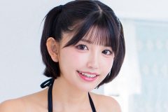 南あみ、極小キュートビキニ