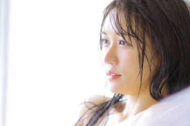 橘和奈、濡れっぽく色っぽく