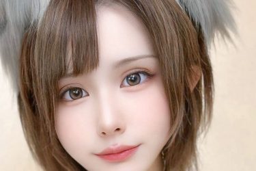 こおりちゃん、愛らしく飛び出る