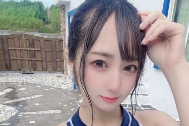 円谷みう、競泳水着の艶ボディ