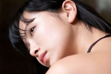 鈴木聖、無防備なサイドショット