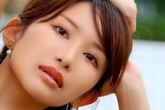 琴井ありさ、極上寝そべり