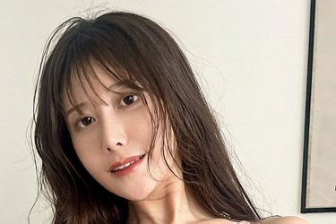 名取くるみ、ベッド上の意味深ポス