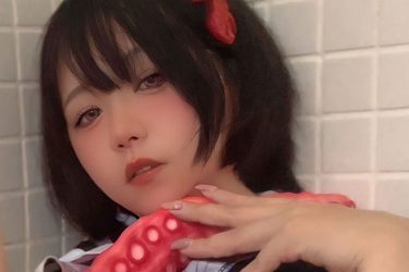 花房マキ、タコ足巻きボディ