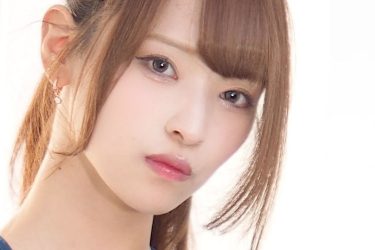 鬼木このは、凛として穴あき競泳