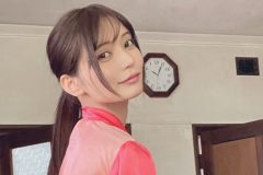 似鳥沙也加、後ろも可愛い