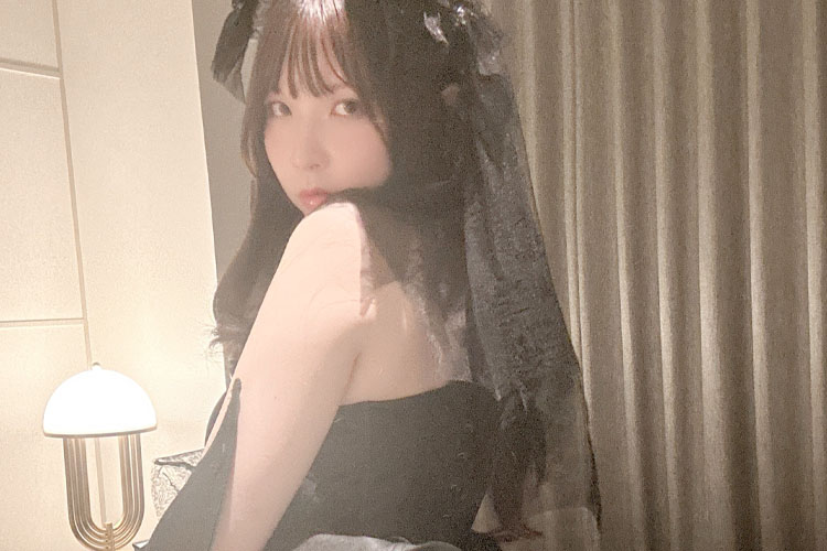 あまつまりな、もっちりな小悪魔