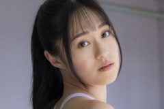 藤原ナミ、競泳美ヒップ