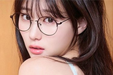 田中美久、おちりチラリ