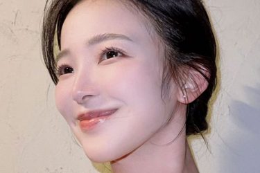 天木じゅん、飛び出す超立体バスト