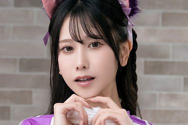 名取くるみ、にゃんとも大胆な体操服