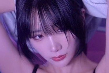 yunocy、脱ぎ掛けゲーマー